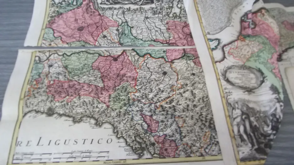 Zloděj se pokusil odnést i zrestaurované listy z historického atlasu