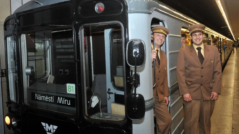Výroční jízda historické soupravy metra
