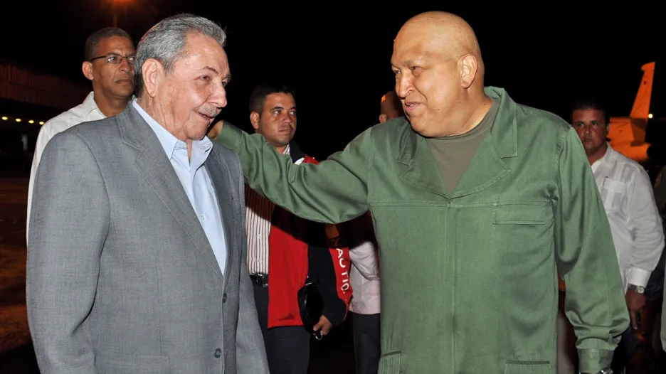 Raúl Castro a Hugo Chávez