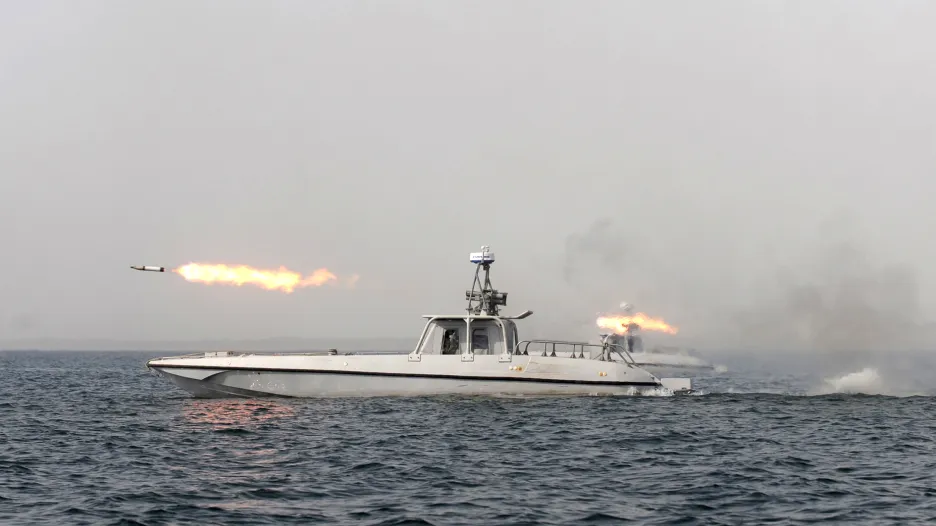 Íránská vojenská loď