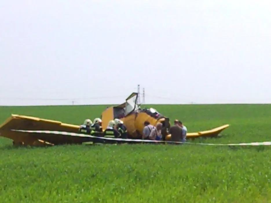 Na Znojemsku se zřítilo práškovací letadlo