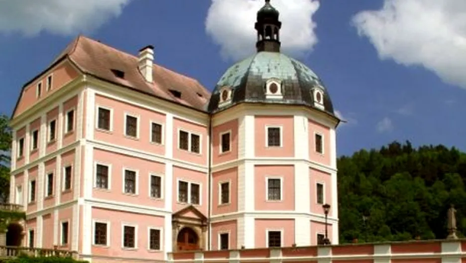 Státní hrad a zámek Bečov