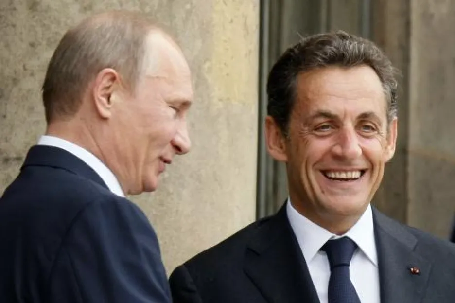 Vladimir Putin a Nicolas Sarkozy