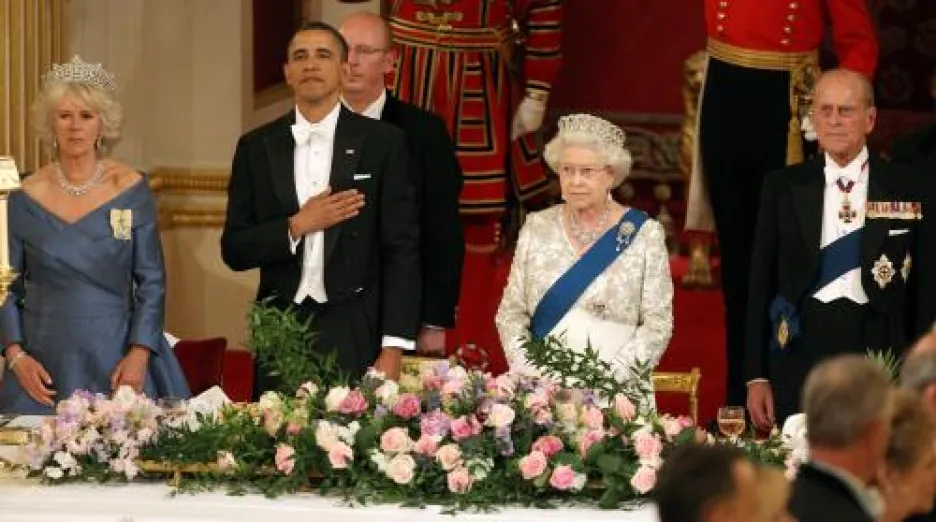 Státní večeře k návštěvě Baracka Obamy v Británii