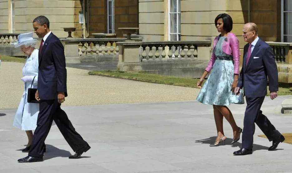 Barack Obama se setkal v Buckinghamském paláci s Alžbětou II.