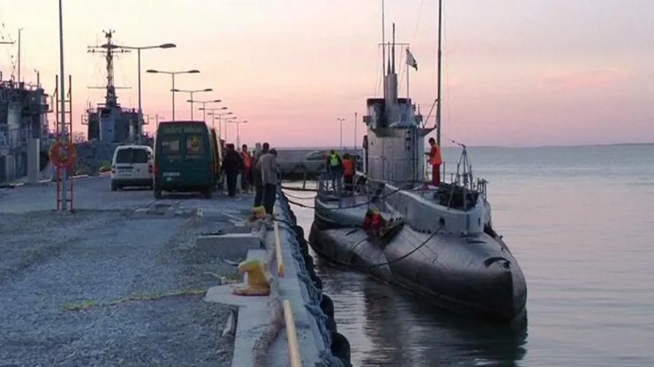 Ponorka Lembit