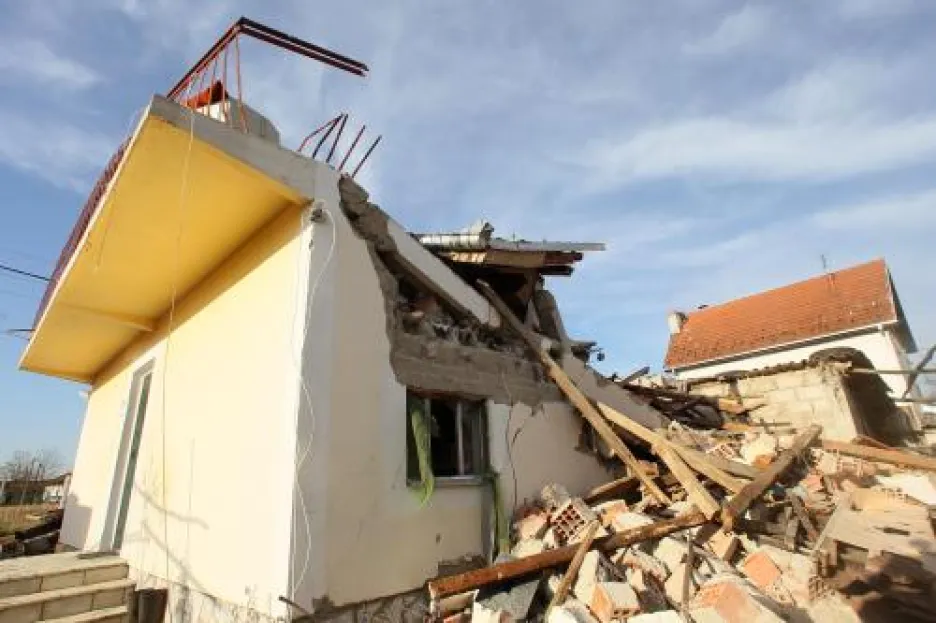 Následky zemětřesení v Srbsku