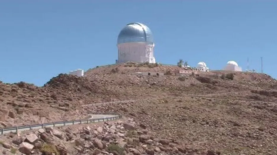 Teleskop v chilské poušti