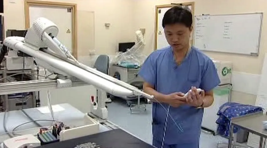 Robotická paže pro operace srdce