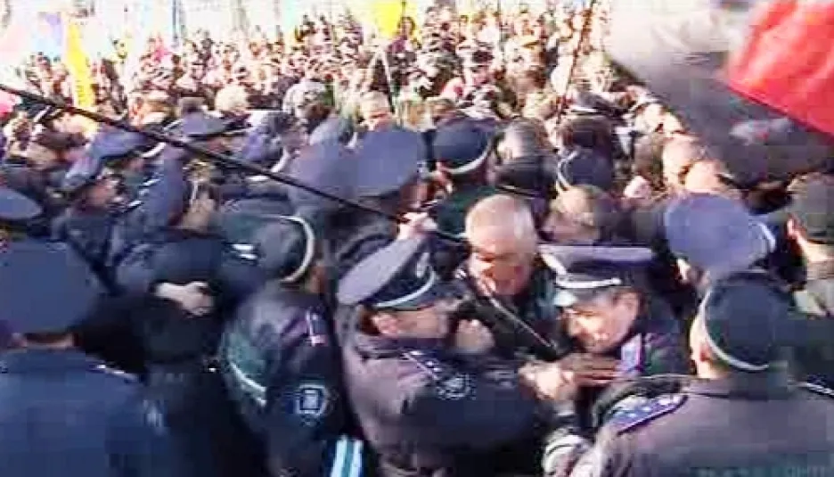 Protesty před ukrajinským parlamentem