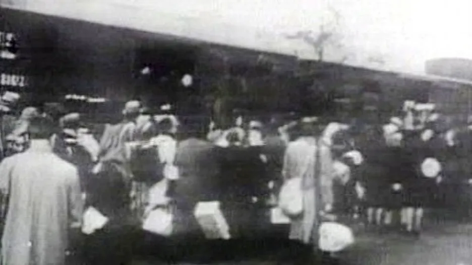 Vlaky přepravující nacistické vězně