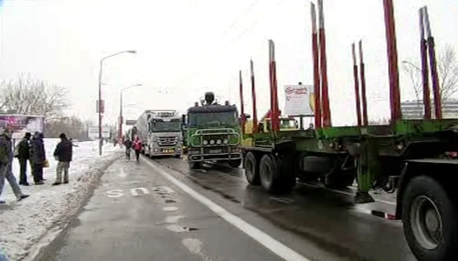 Kamiony blokují bratislavské ulice