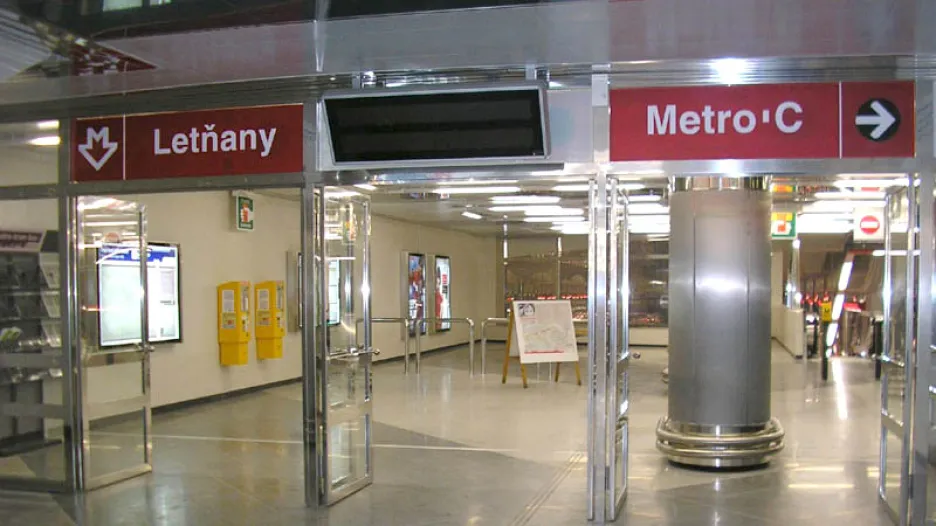 Stanice metra Letňany