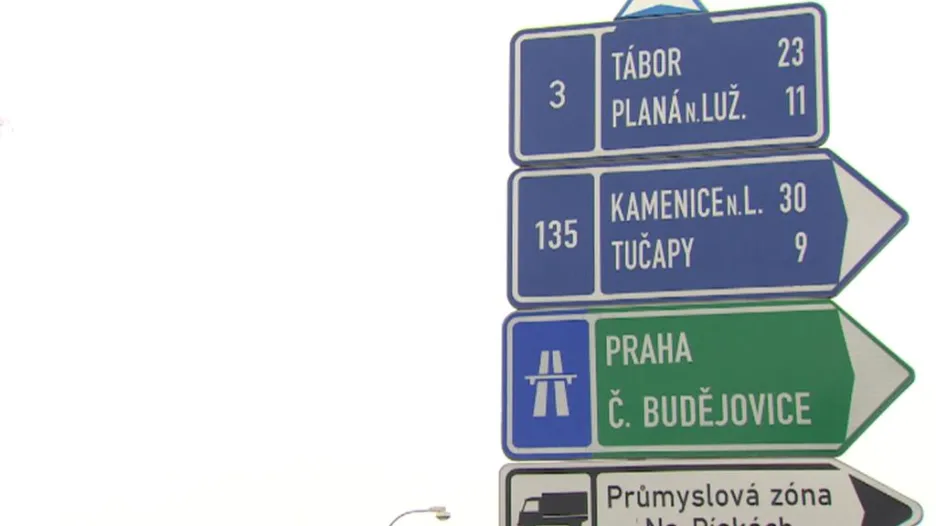 Značení v Soběslavi na silnici E55