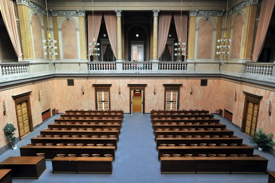 Sněmovní sál Ústavního soudu
