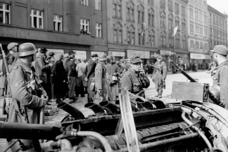 Vlasovci v Praze v květnu 1945