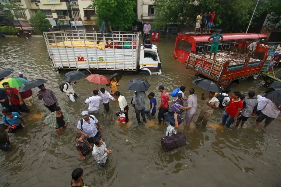 Záplavy v Bombaji