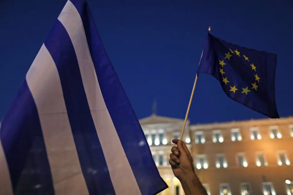 Demonstrace na podporu eura v centru řecké metropole
