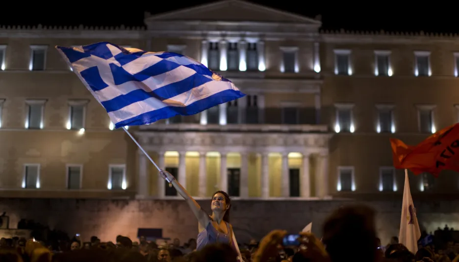 Řekové, kteří byli proti podmínkám věřitelů, oslavovali výsledky referenda