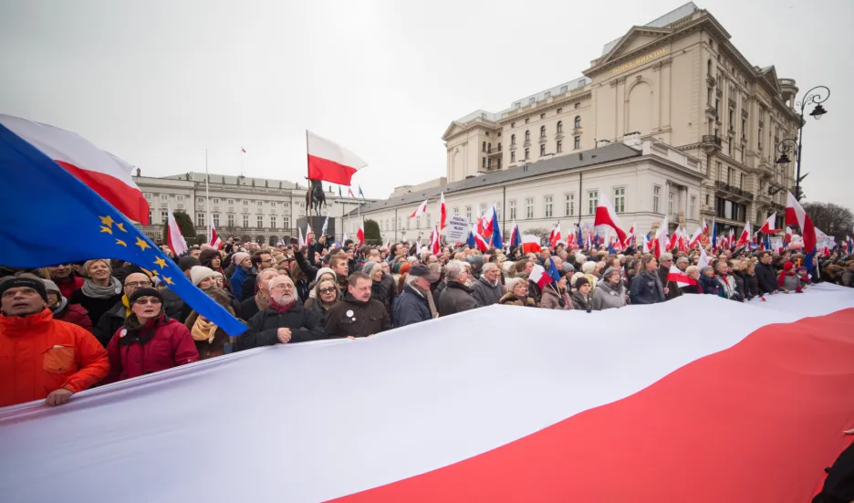 Protivládní demonstrace v Polsku 