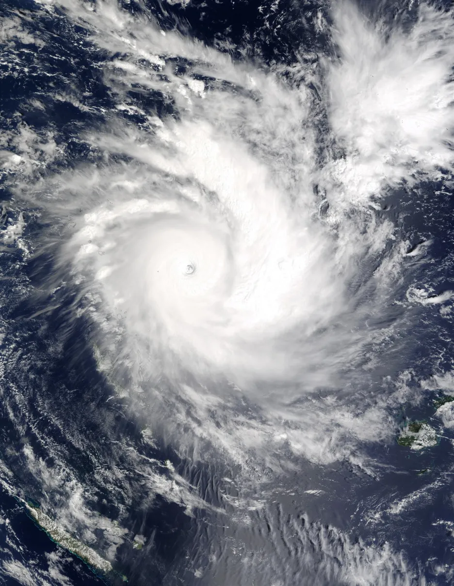 Nejsilnější hurikány na satelitních snímcích