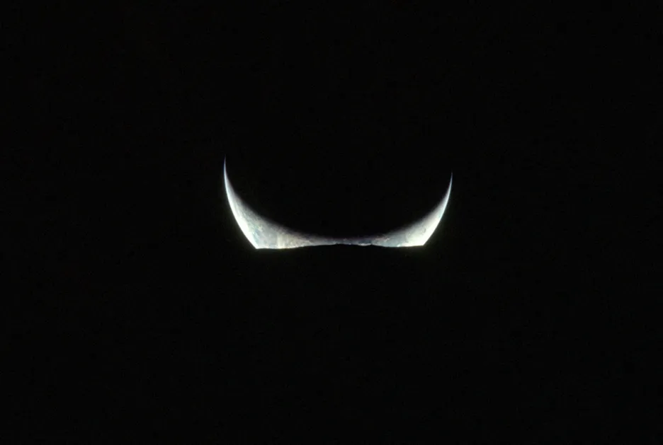 Země a Měsíc na jedné fotografii