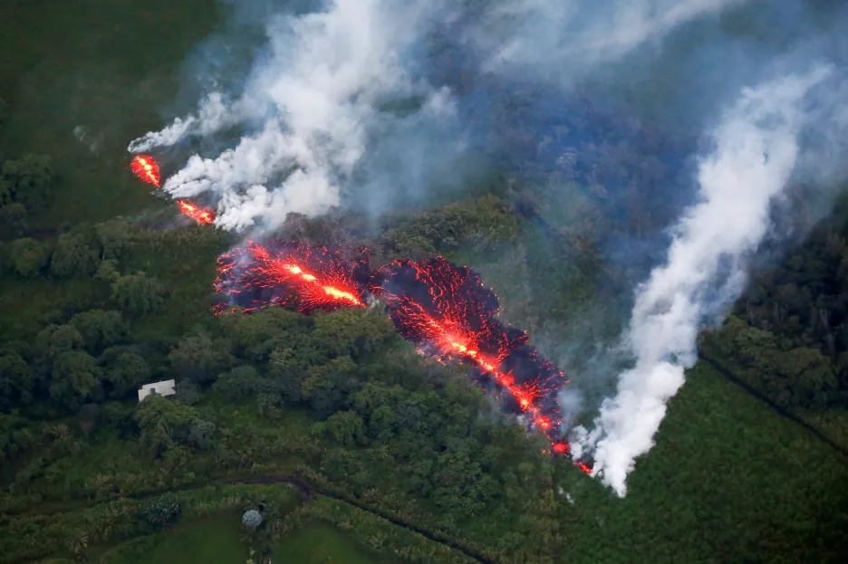 Sopka Kilauea dál ohrožuje obyvatele Havaje