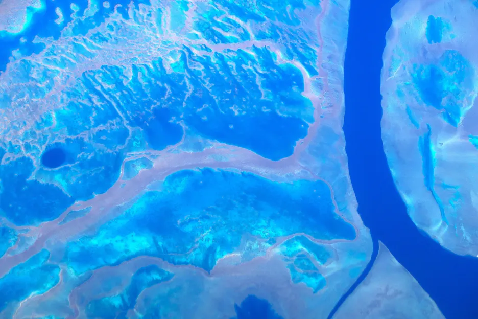 Velký korálový útes pohledem dronu