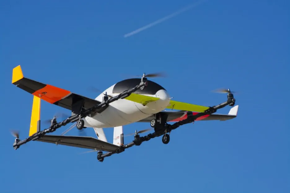 eVtol - první létající elektromobil