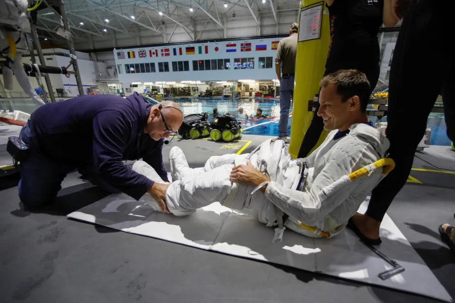 Veteráni z NASA trénují na turistické lety do vesmíru