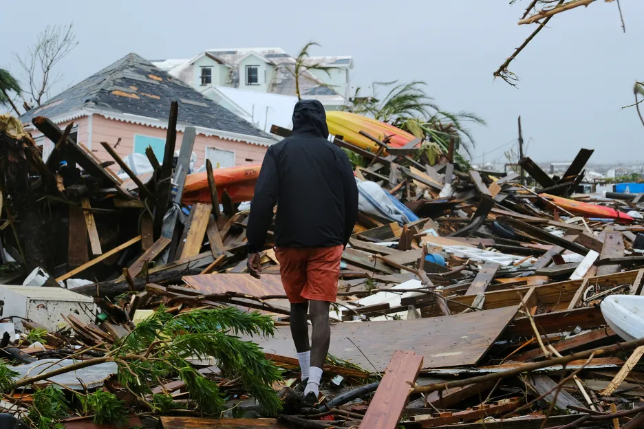 Následky hurikánu ve městě Marsh Harbour na ostrově Great Abaco