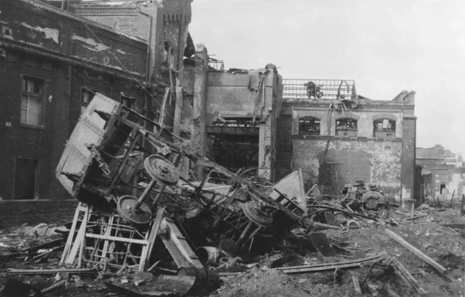 Škody způsobené bombardováním Plzně 