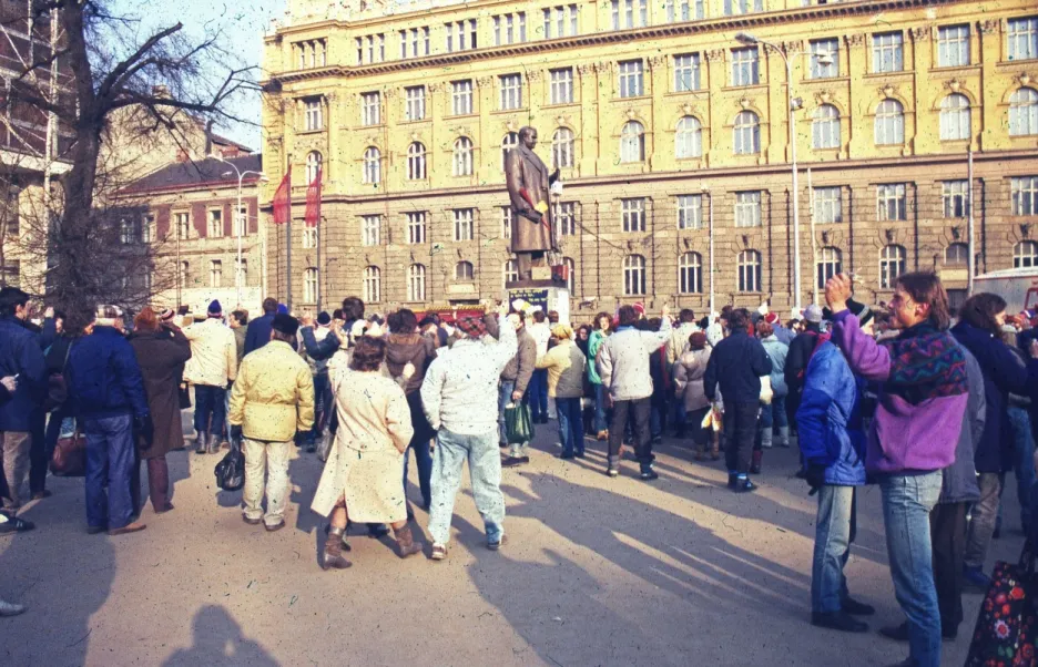 Listopad a prosinec 1989 v Brně na fotografiích Jiřího Krejčího