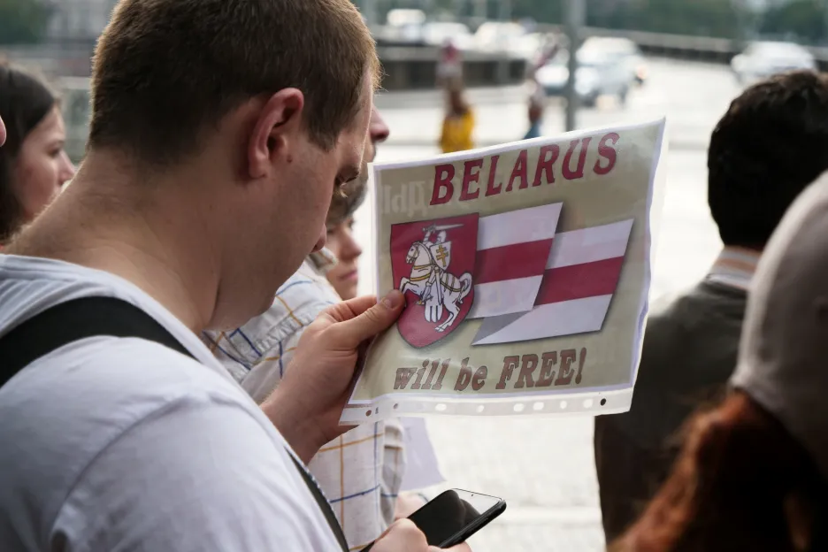 Bělorusové v Praze demonstrují na podporu své země 