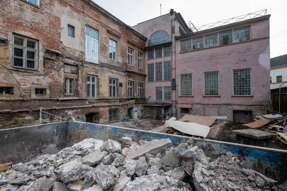 V Jaroměři začala rekonstrukce Wenkeova domu, kde sídlí muzeum