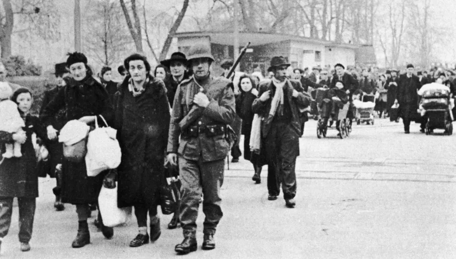 Holokaust je mementem doby, která se nesmí opakovat