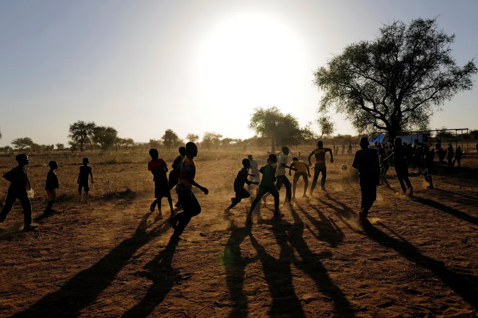 Sahel je ohniskem konfliktů a nucené migrace