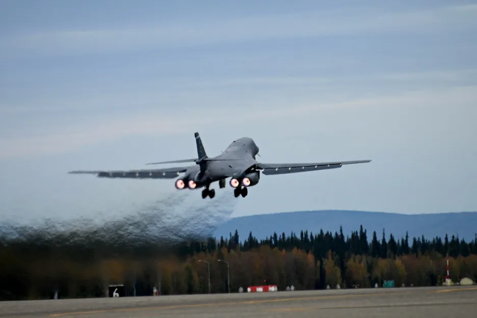 Americké bombardéry směřují do Norska, kde se účastní plánované polární mise, která má Rusko odradit od militarizace mezinárodních oblastí za polárním kruhem 