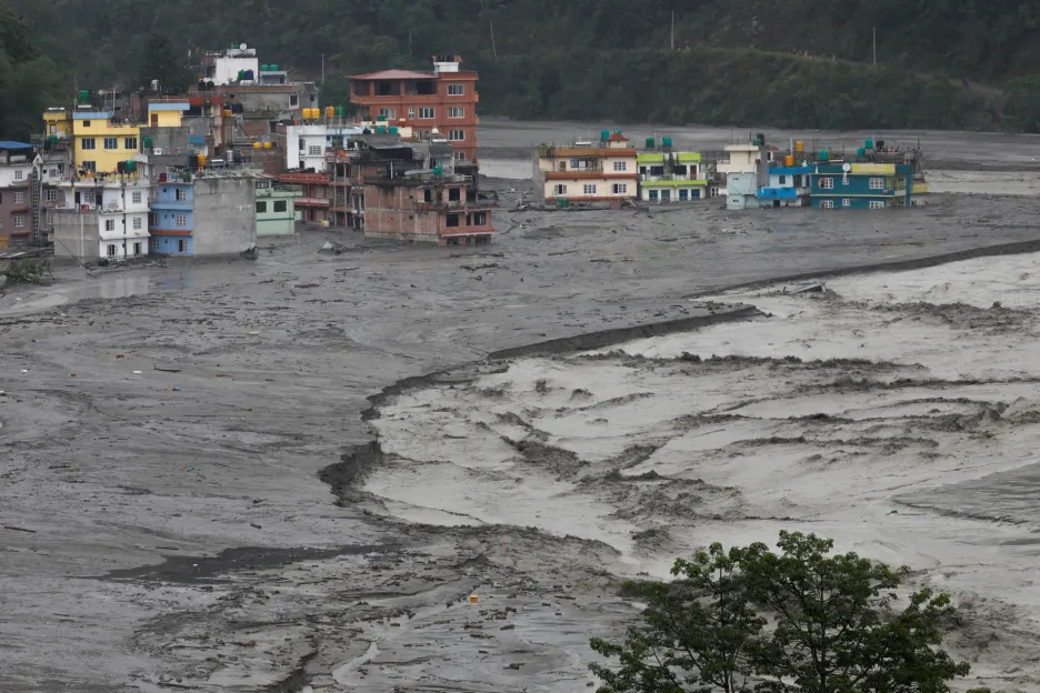 Monzunové deště v Bhutánu rozvodnili řeky v nepálské oblasti Sindhupalchok