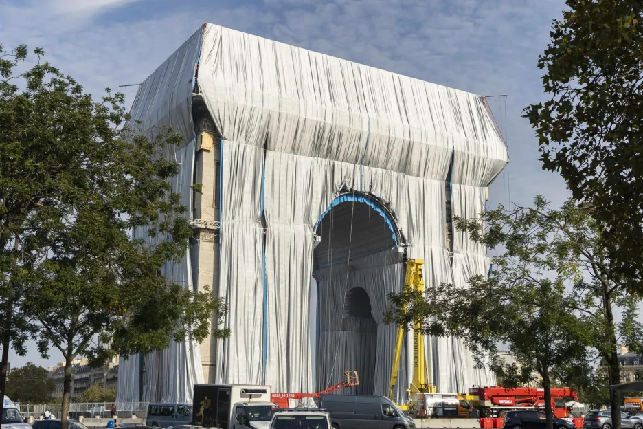 Zahalené stavby Christo Javačeva a jeho ženy Jeanne-Claude